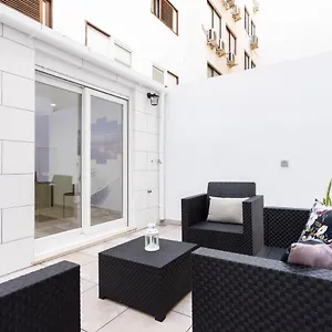 https://trinidad-avenue-apartment.tenerifehoteles.net